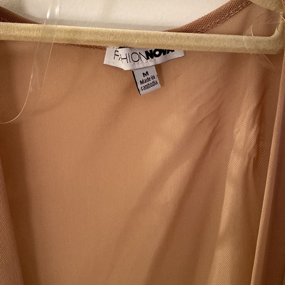 NWOT!!! Fashion Nova Nude Beach Cover Up - Picture 2 of 4